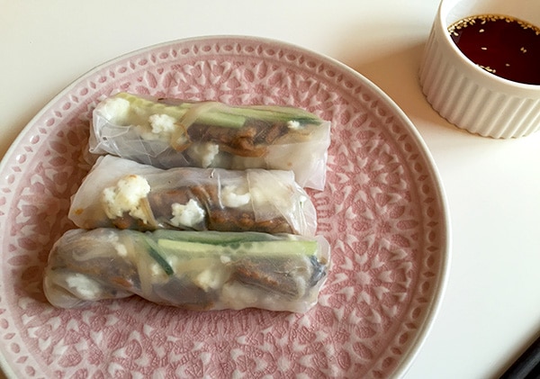 Three low FODMAP spring rolls with tempeh