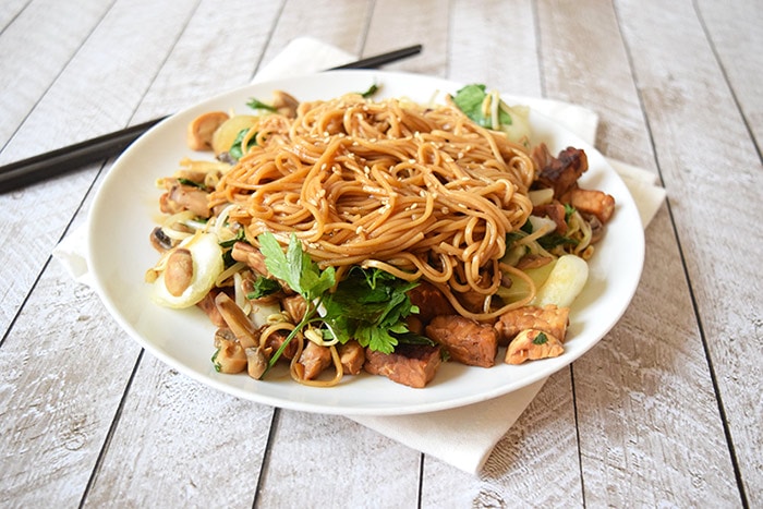 A plate of low FODMAP vegan sesame tempeh soba noodles