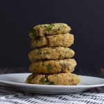 vegetarische quinoa burgers met spinazie - karlijnskitchen.com