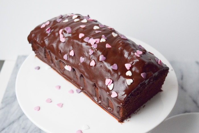 low FODMAP chocolate cake - karlijnskitchen.com
