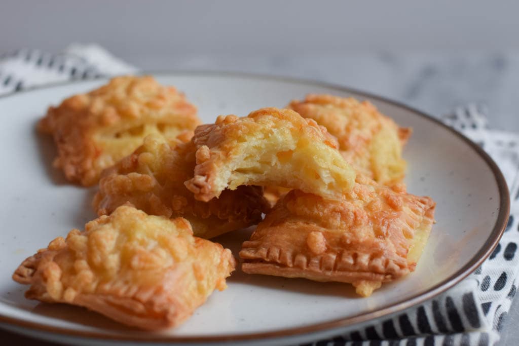 low fodmap and gluten-free puff pastry cheese pockets
