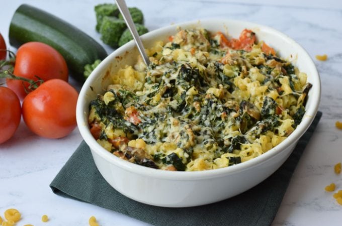 low FODMAP pasta casserole with chicken and spinach