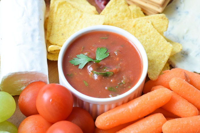 A bowl with low FODMAP salsa