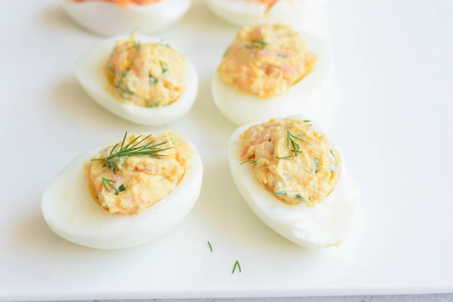Low FODMAP devilled eggs with salmon and dill