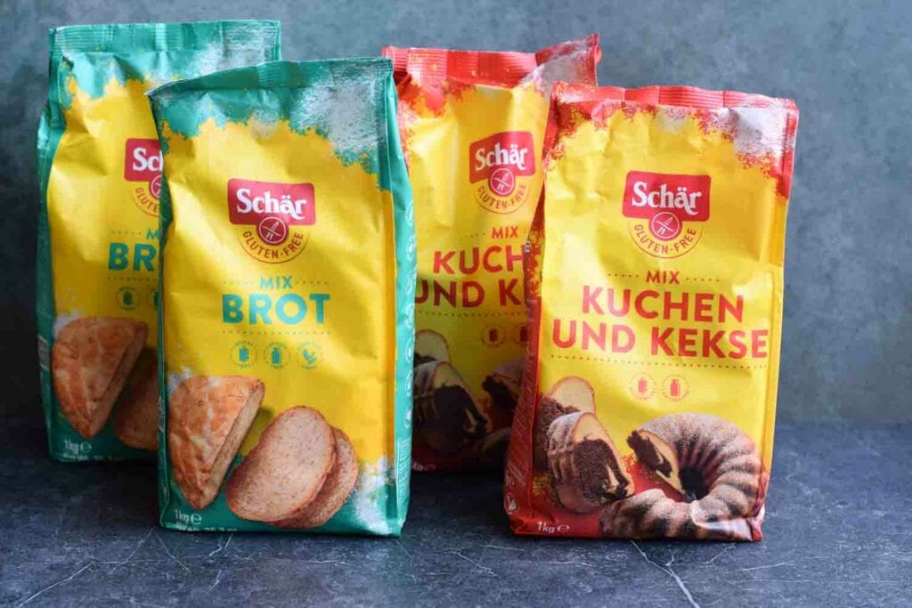 Vier zakken van Schär broodmix en koekjesmix